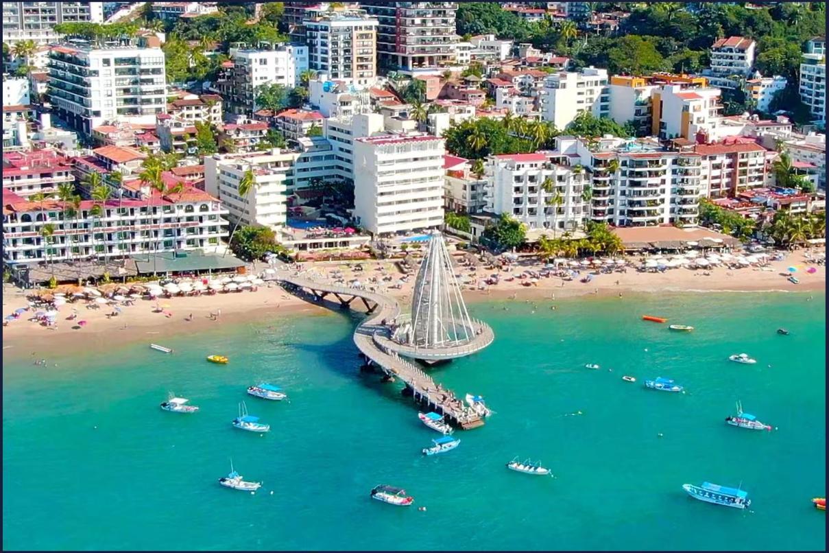 Hotel Delfin Vista Pier Beach Front Puerto Vallarta Exterior photo