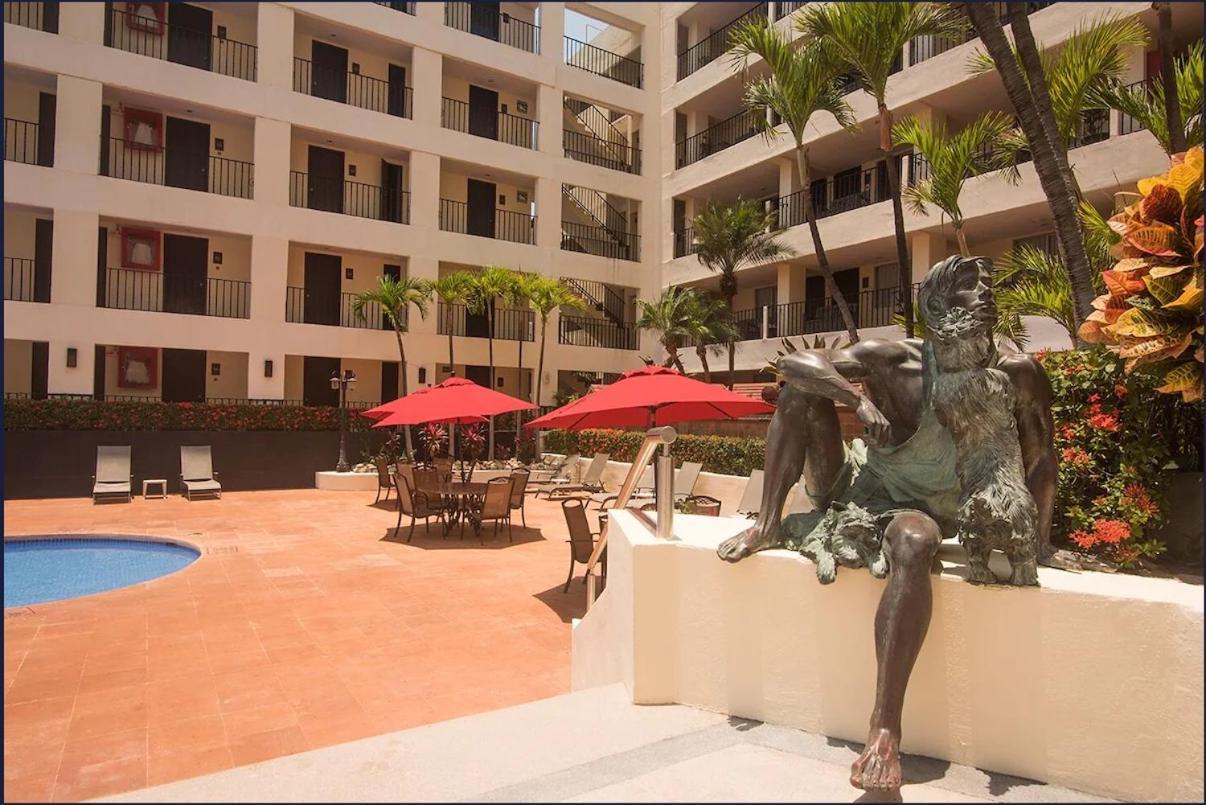 Hotel Delfin Vista Pier Beach Front Puerto Vallarta Exterior photo